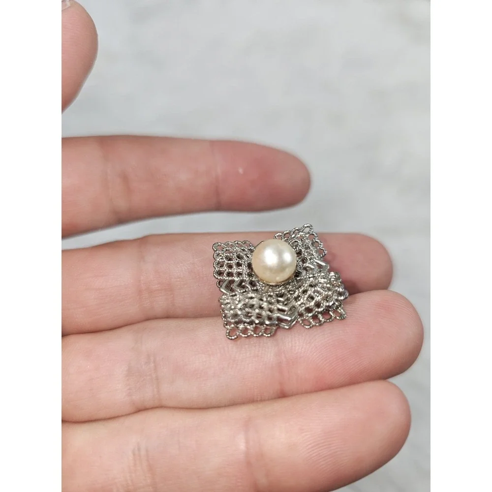 Vintage Men's Elegant, Silver, and Mother-of-Pearl Bead Cuff-Links